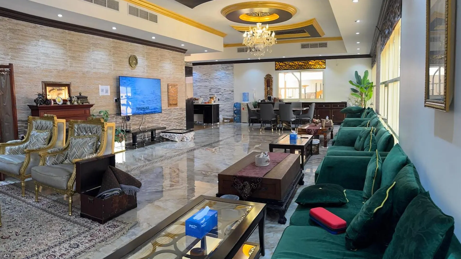 Mount Hut Villa Dubai